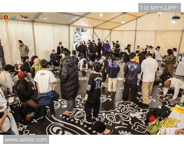 街舞盛宴：深入了解西安街舞队员的独特才华与个人风采